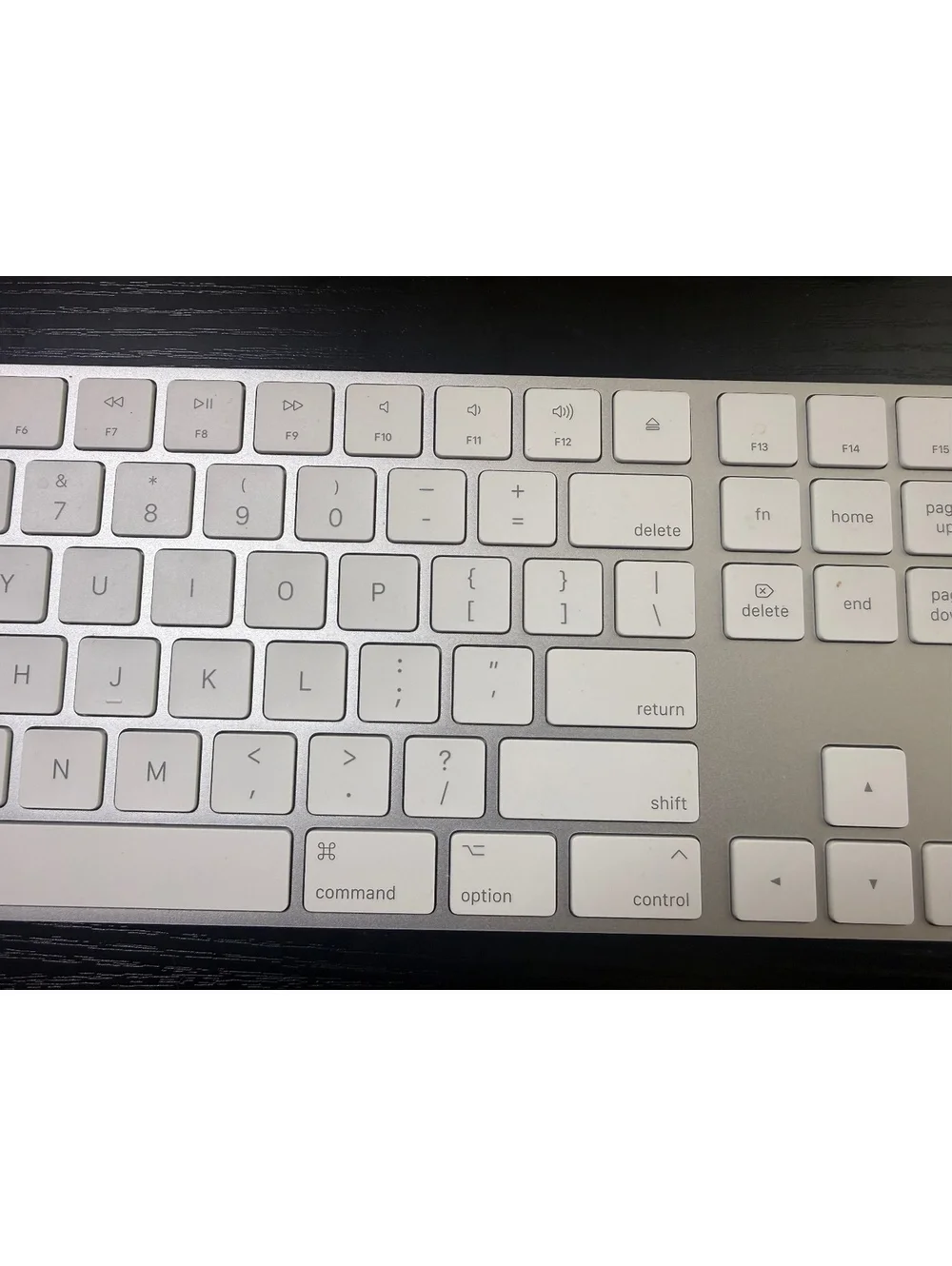 Apple Magic Keyboard with Numeric Keypad - Bluetooth Keyboard Model A1843